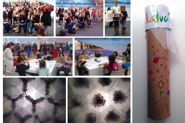 Niños en taller pincelando Andalucía Stand Andalucia Fitur